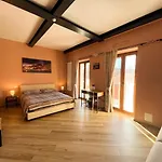 Oda ve Kahvaltı Casa V-ale *