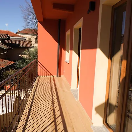 Casa V-ale *