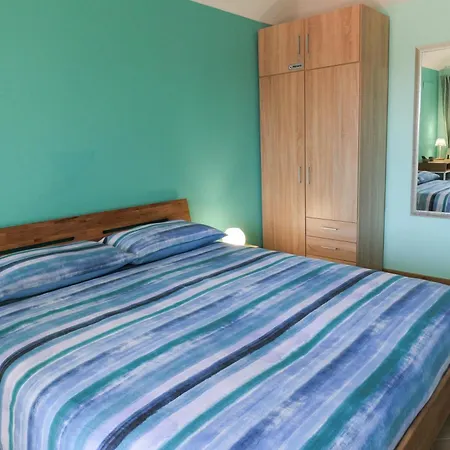 Casa V-ale Bed & Breakfast *